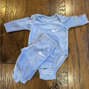 Nike Infant Sky Blue Bodysuit Set